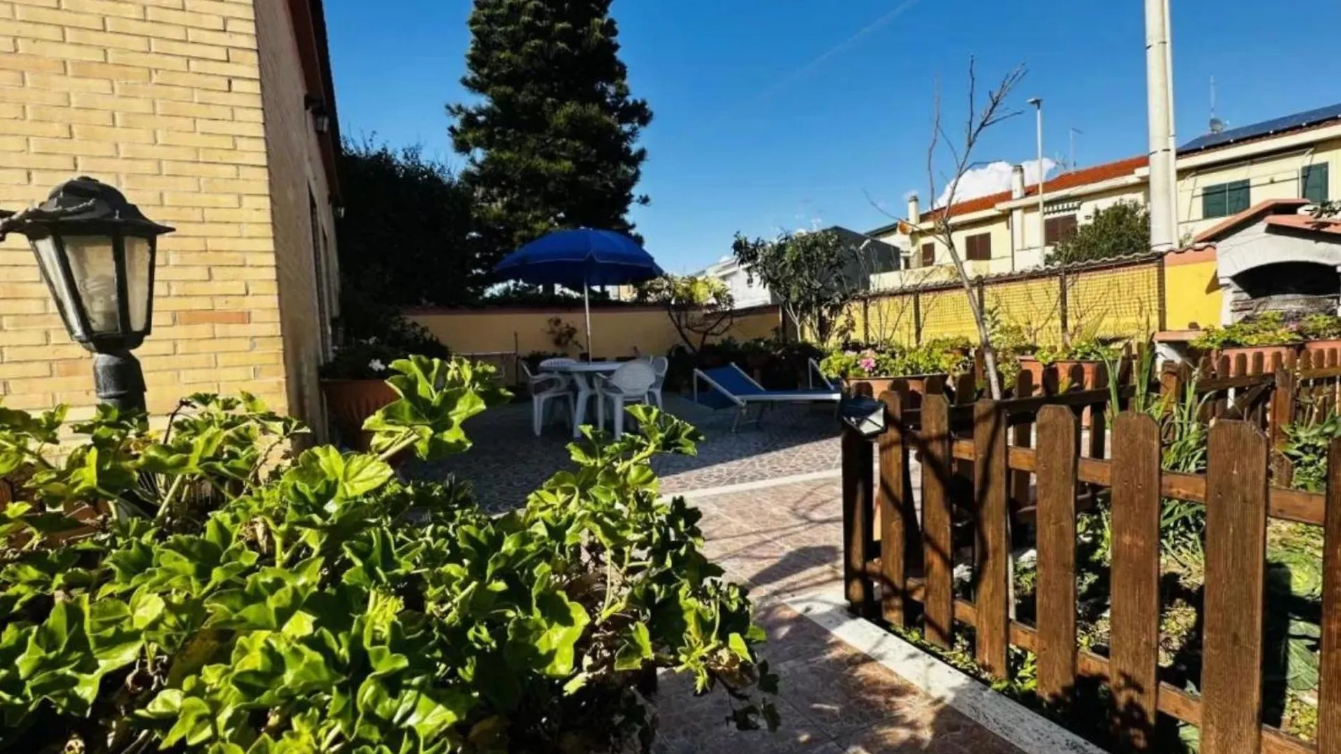 Romano House Fiumicino 0*,  Italy