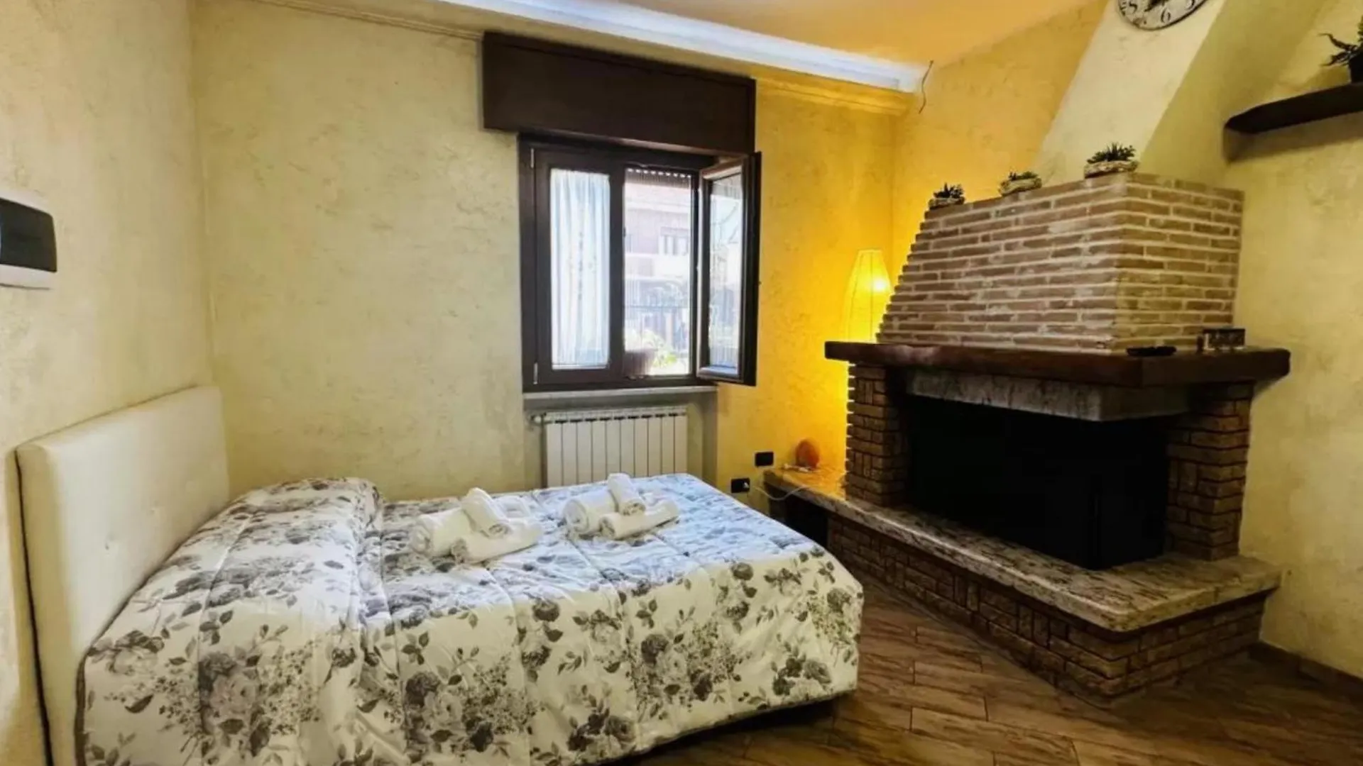 Romano House Fiumicino 0*,
