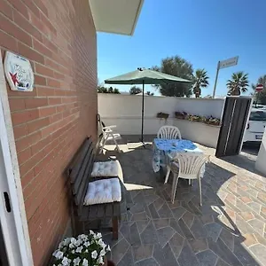Pisola Airport - Seafront Fiumicino